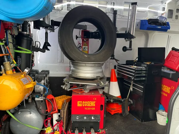 Mobile Tyre & Battery Services Cherrybrook