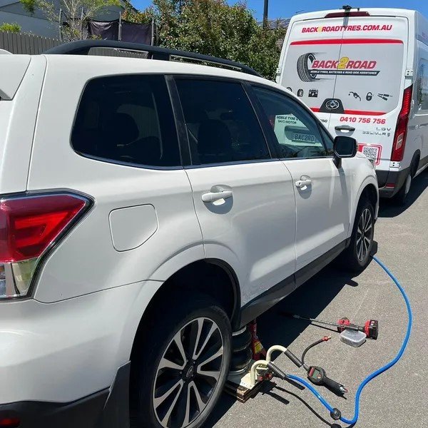 24 Hour Emergency Tyre Repair