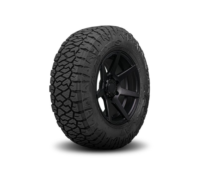 Maxxis 235/65R17 108H RAZR AT-811